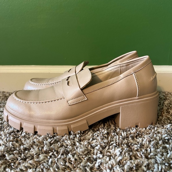 Platform Penny Loafers in Beige - Women's Chunky Heel Loafers - Picture 3 of 6